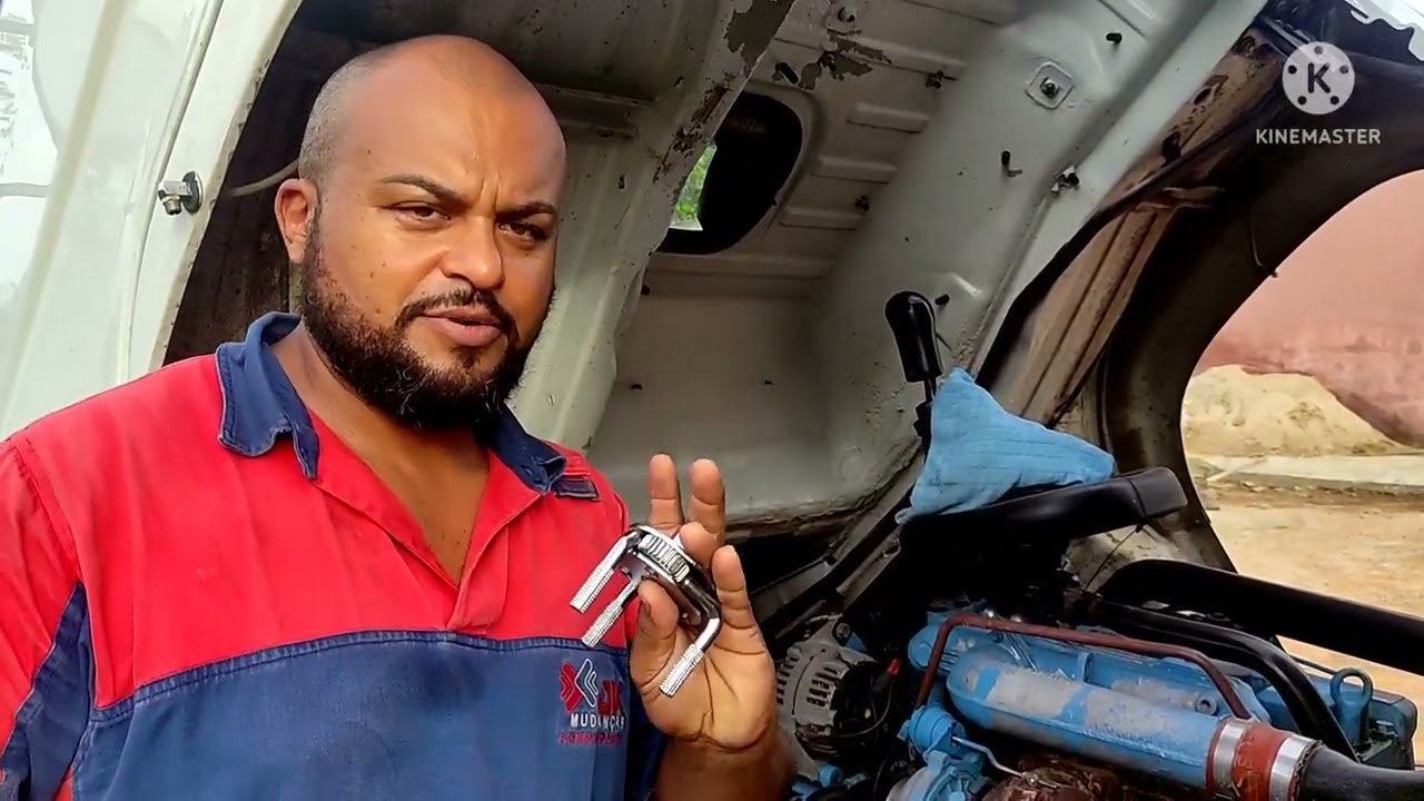 Trocando o óleo do VOLKSWAGEN 8.120 SÉRIE 10