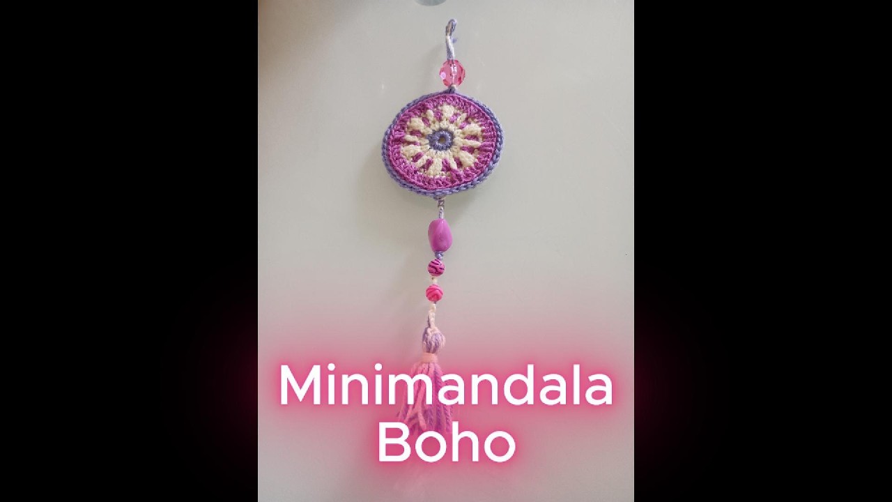 Mini mandala uncinetto da appendere con perline e nappina