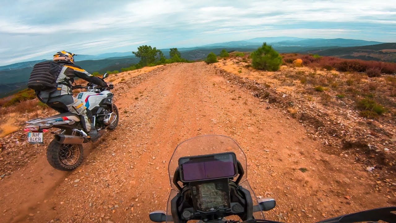 Do you think the GS can dance ? GS1250 Rally vs Tenere 700 at Touratech Rally 2021 [PT]