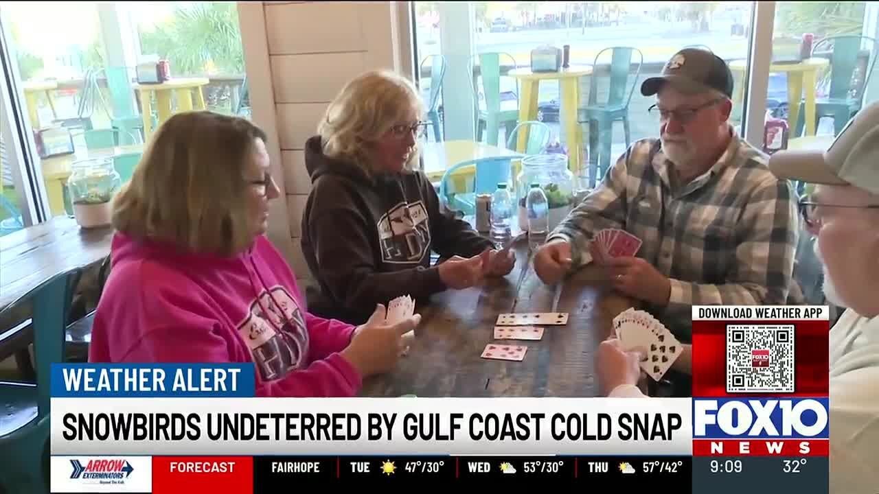 ‘This is like summer to us:’ Snowbirds experience winter weather in Gulf Shores