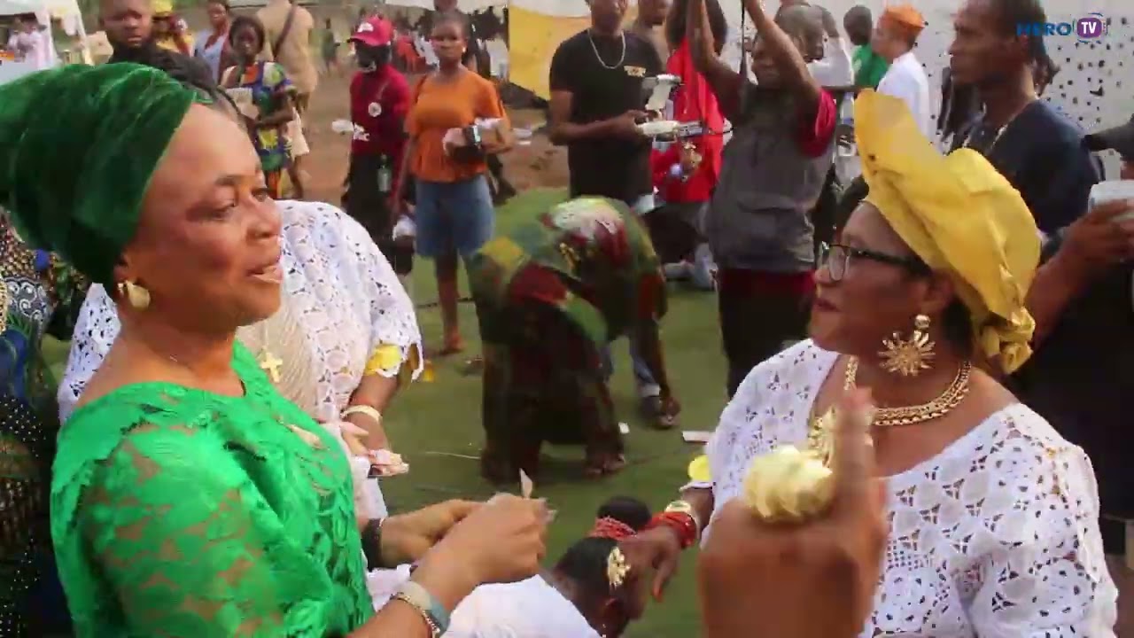 Mrs Comfort Onaiwu Entertainment Of Guests 