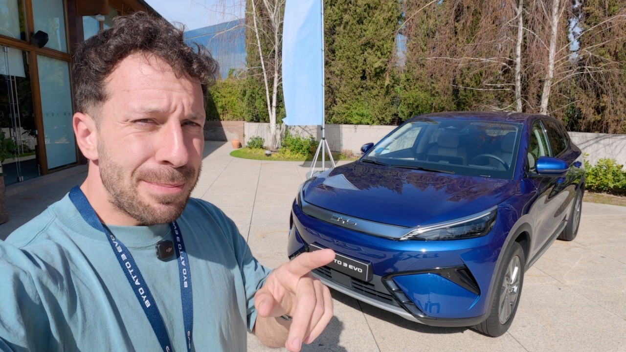 He PROBADO el BYD ATTO 3 EVO 🔥 800 V, carga a 220 kW y MUCHOS CAMBIOS