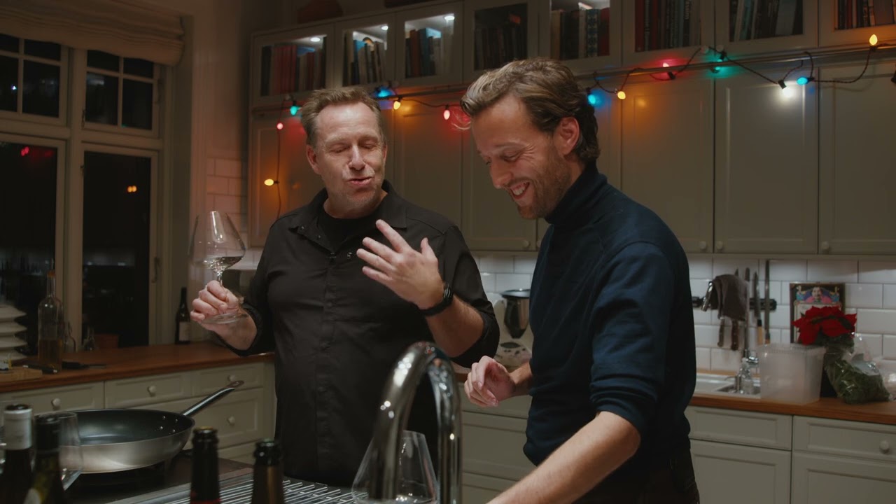 Adventskassen 2025 med Adam Price & Esben Bjerre - Full version