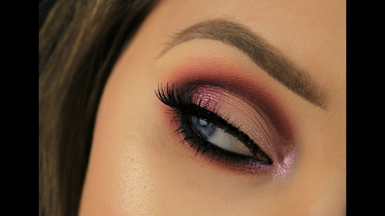 Urban Decay Born To Run Tutorial | Berry Half Cut Crease | Eimear McElheron