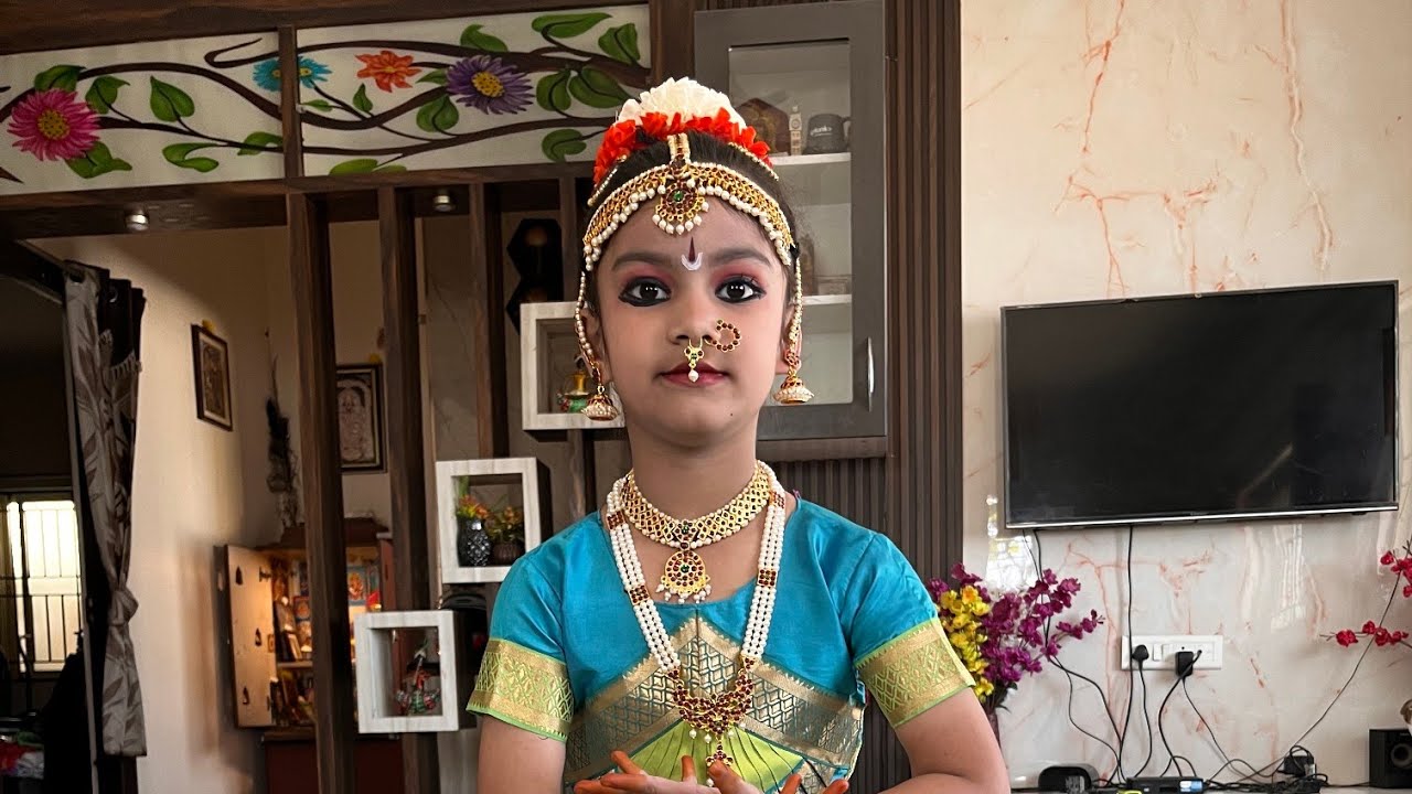 Rakshitha dance for Prabho Ganapthe song