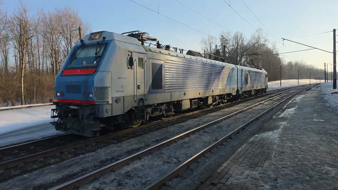 БКГ1-006 у о.п. Роща/BKG1-006 at the Roshcha stop.