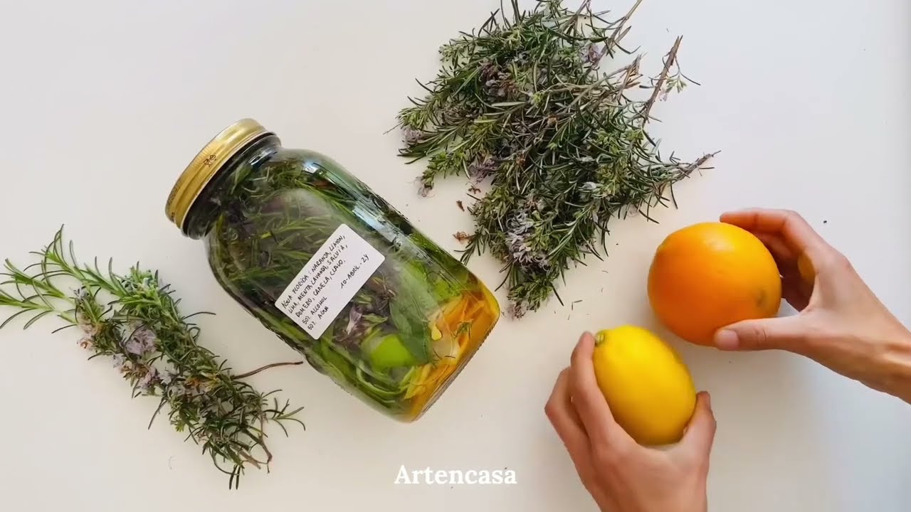 Agua florida Receta 🌿✨ Crea tu Propia Agua Florida Casera para limpiar Energías 🌿✨