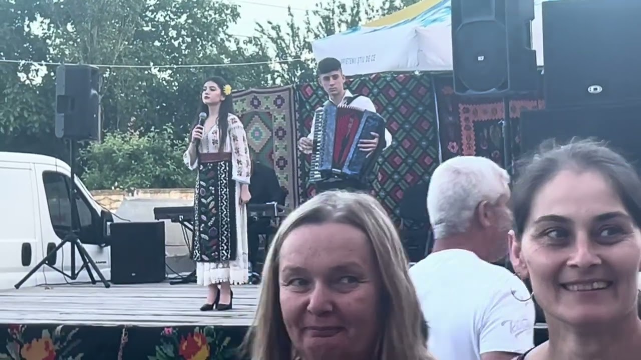 Lorena Elena Potârcă - Horă de Paște Galicea Mare 2024