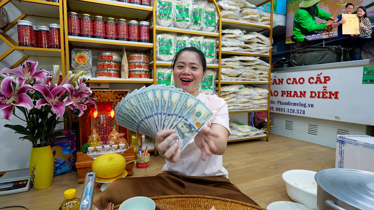 Nhận được Qu&agrave; Lớn ở Cửa h&agrave;ng Phan Diễm ăn mừng chuyến Xuy&ecirc;n Việt của Mẹ Bầu th&agrave;nh c&ocirc;ng tốt đẹp