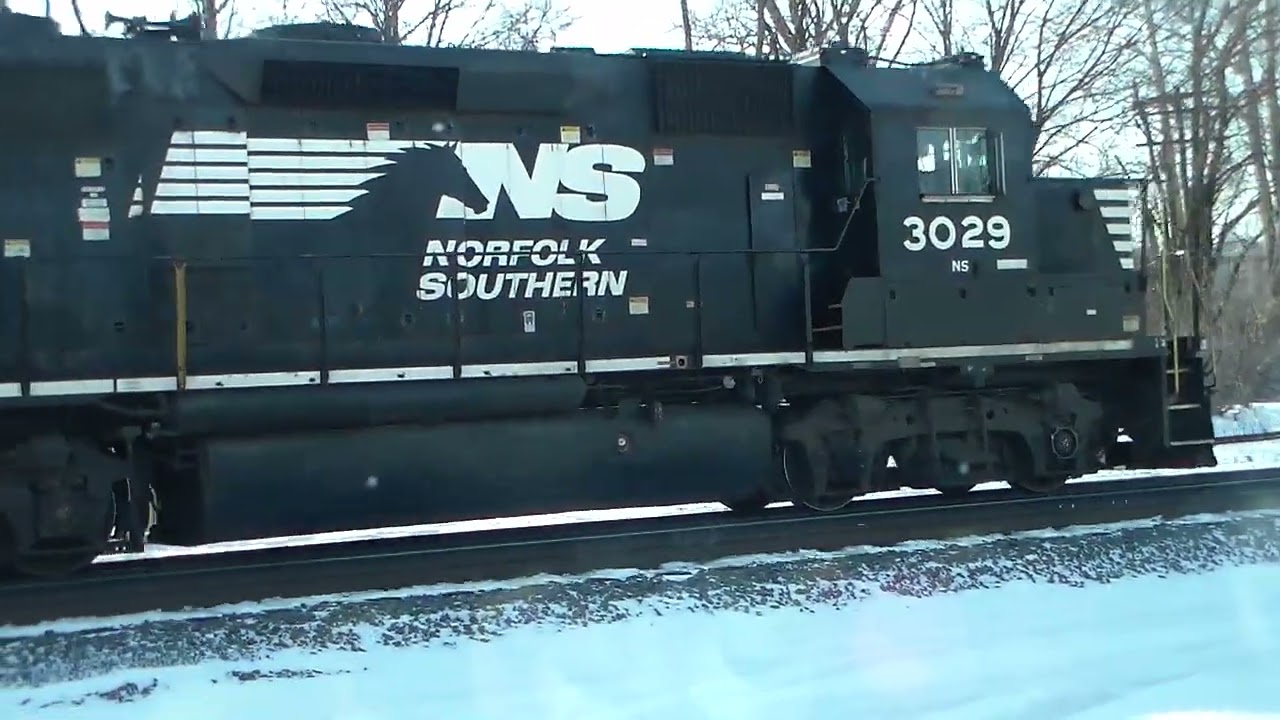 NS H47 with 5279 up front and 3029 on the other end of the train