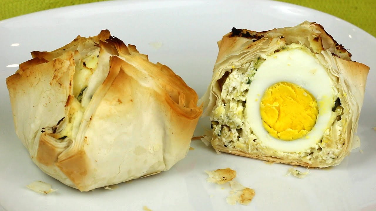 Phillo pastry bites with eggs and zucchini recipe