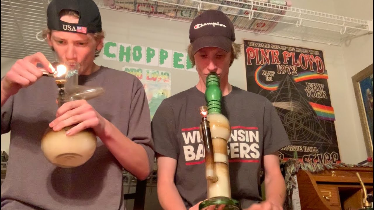 1 Gram DRY Bong Rip Challenge
