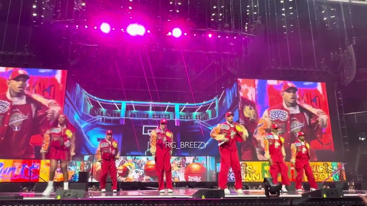 Chris Brown - Intro / Run It / Gimme That (Live @ Breezy Bowl XX Amsterdam June 8 2025)