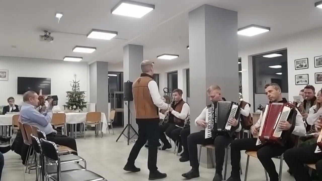 4. Pójdźmy wszyscy do stajenki - gra Tymbarski Ton 