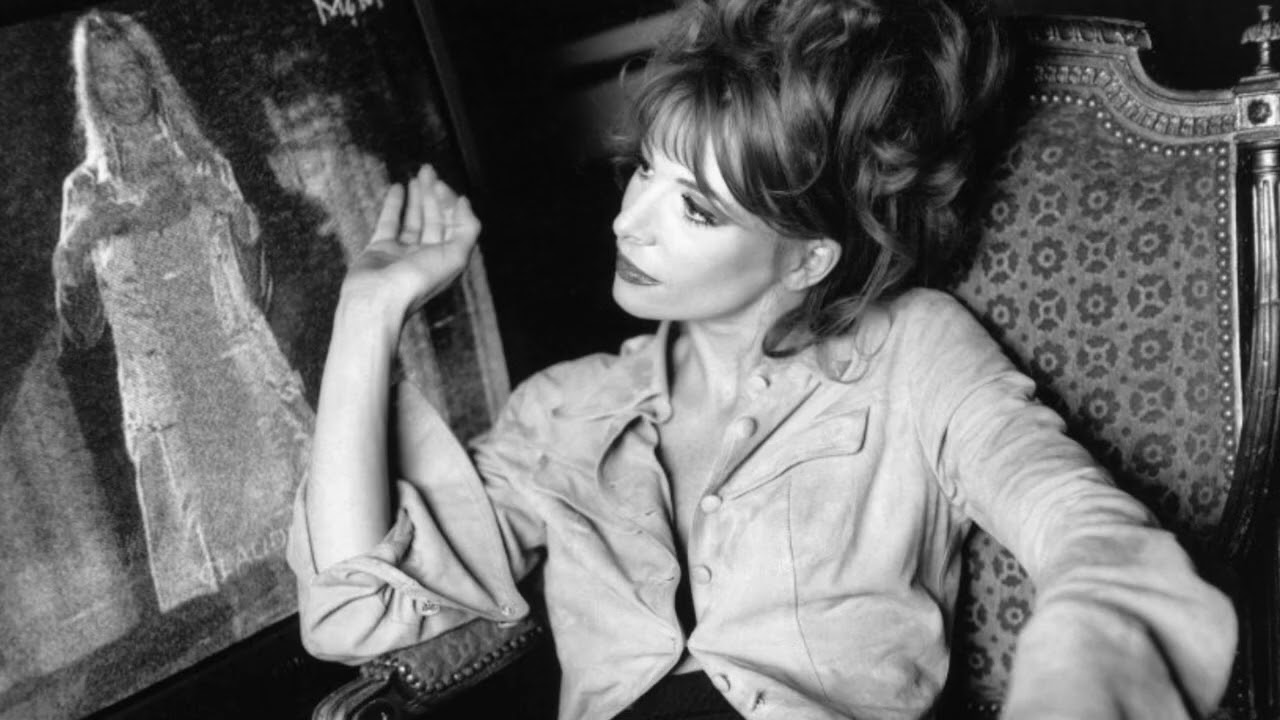 Mylène Farmer megamix 2025