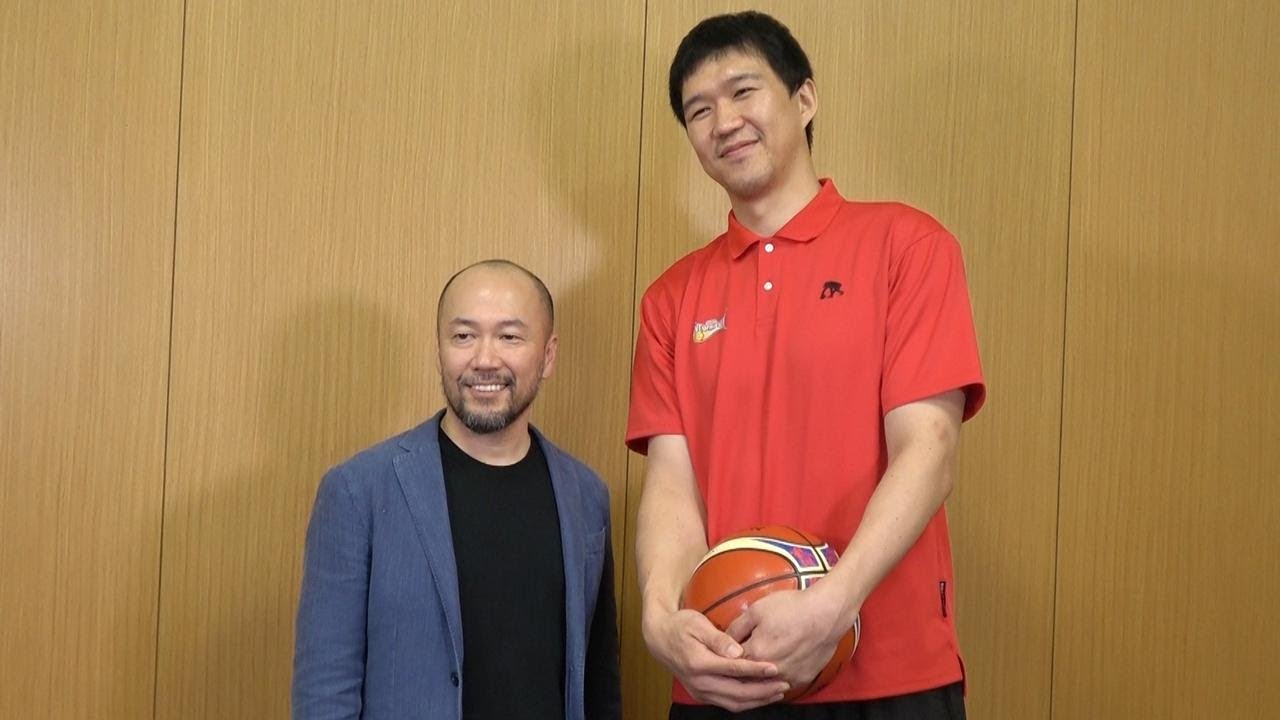 「デカイ」スラムダンクの魚住に共感　三遠の太田敦也選手と井上雄彦さんが対談 （Ｂリーグ・主役に迫る）