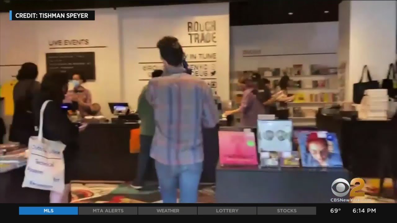 Record Store Day Returns, Offering Exclusives To Vinyl Fans