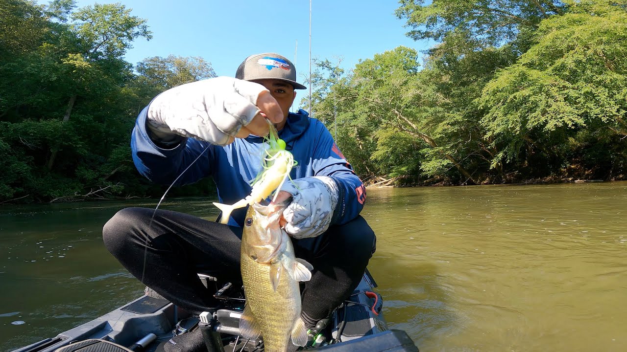 Pesca en rio en el estado de Georgia con