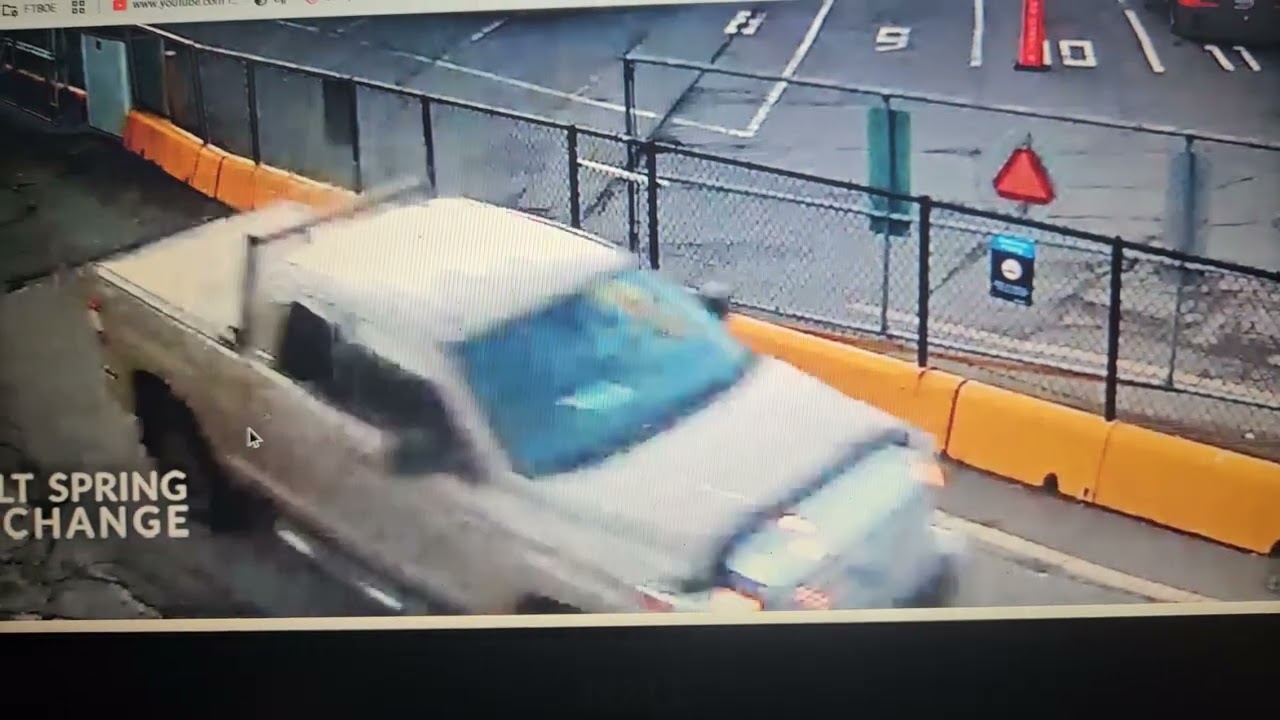 BC Ferries Cars Unloading