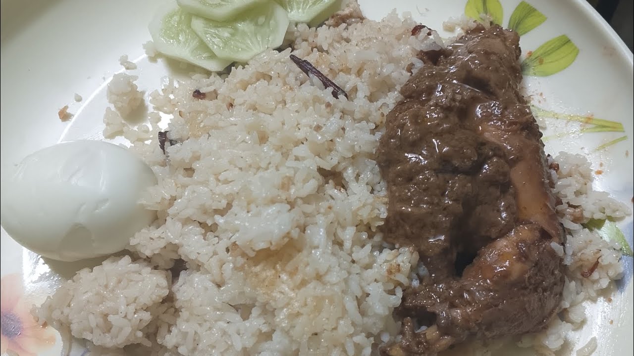 I make the authentic chicken pulao recipe in restaurants, you can also try it easily at home.মোরগ।