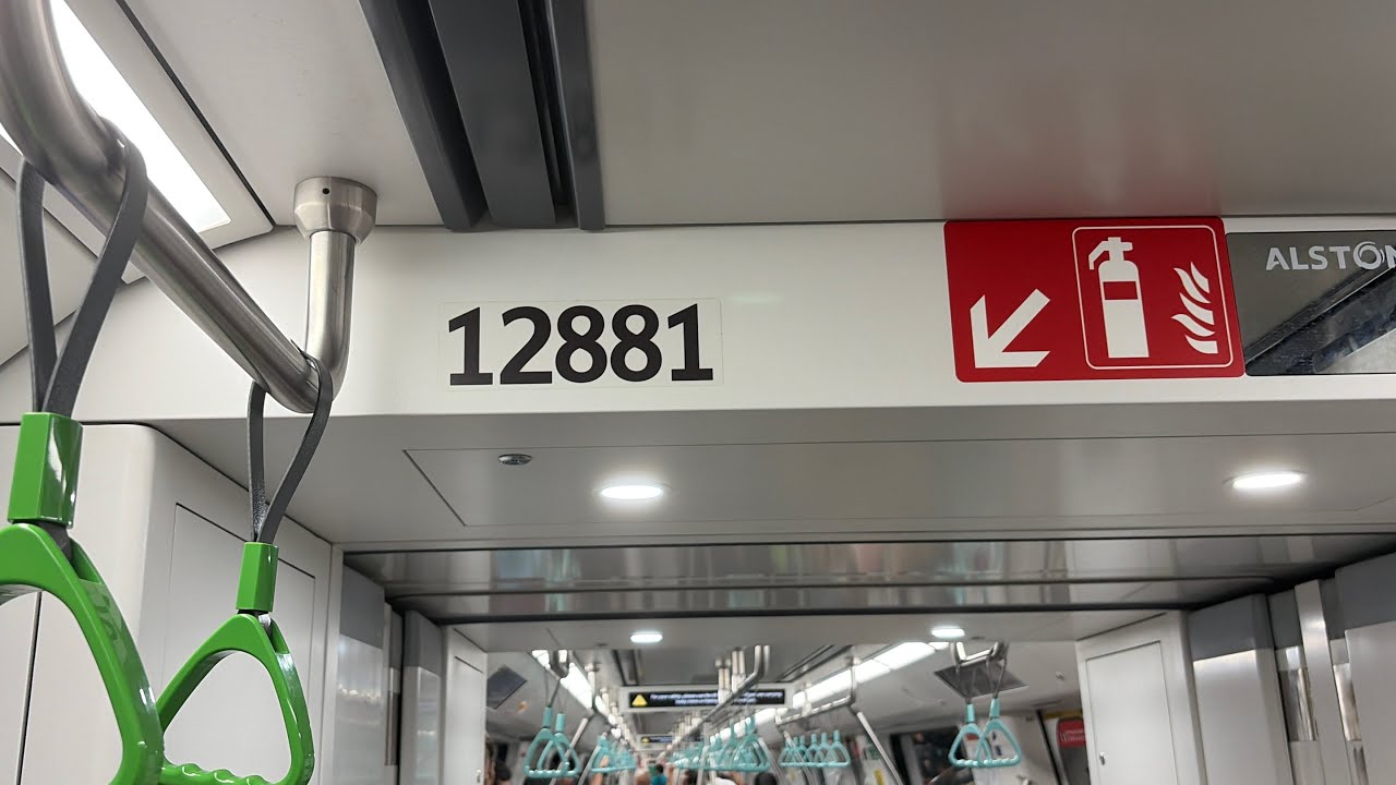 (Crossover chaos!) SMRT TRAINS ride on the CGL towards Changi Airport - R151 881/882