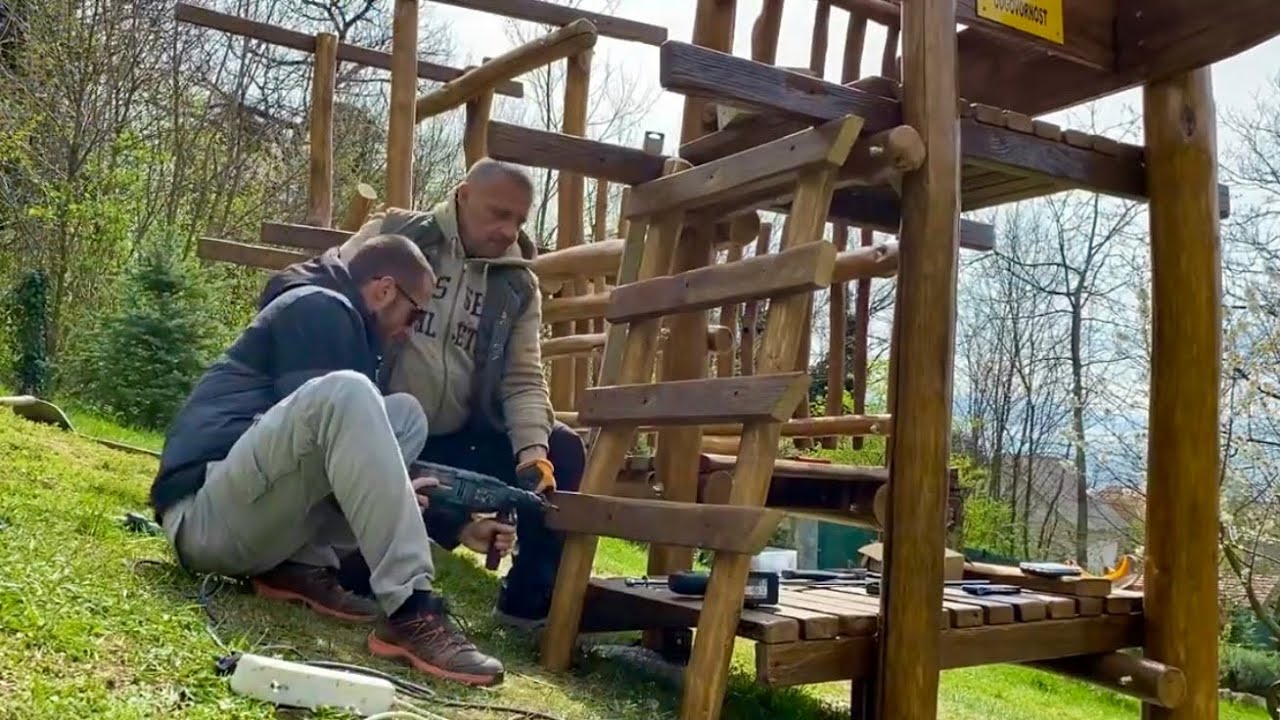 Kako izraditi DJEČJE IGRALI&Scaron;TE od prirodnog drva | Drvene kućice za djecu s toboganom, penjalice&hellip;