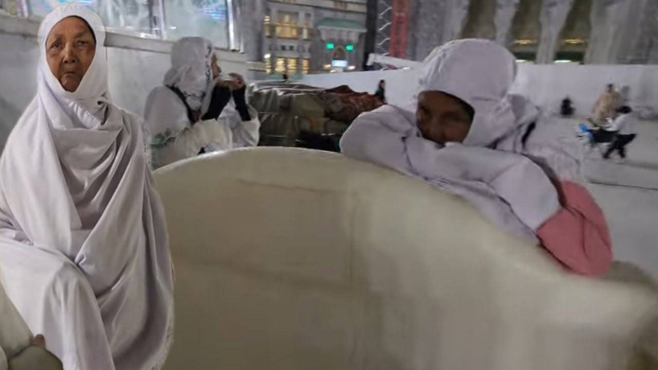 TAKUT SAMA SAYA TRAUMA KRN TEMAN SEKAMAR MENINGGAL🥺TDK BISA BICARA BHS🇮🇩 KITA BUJUK BELIAU DGN SABAR