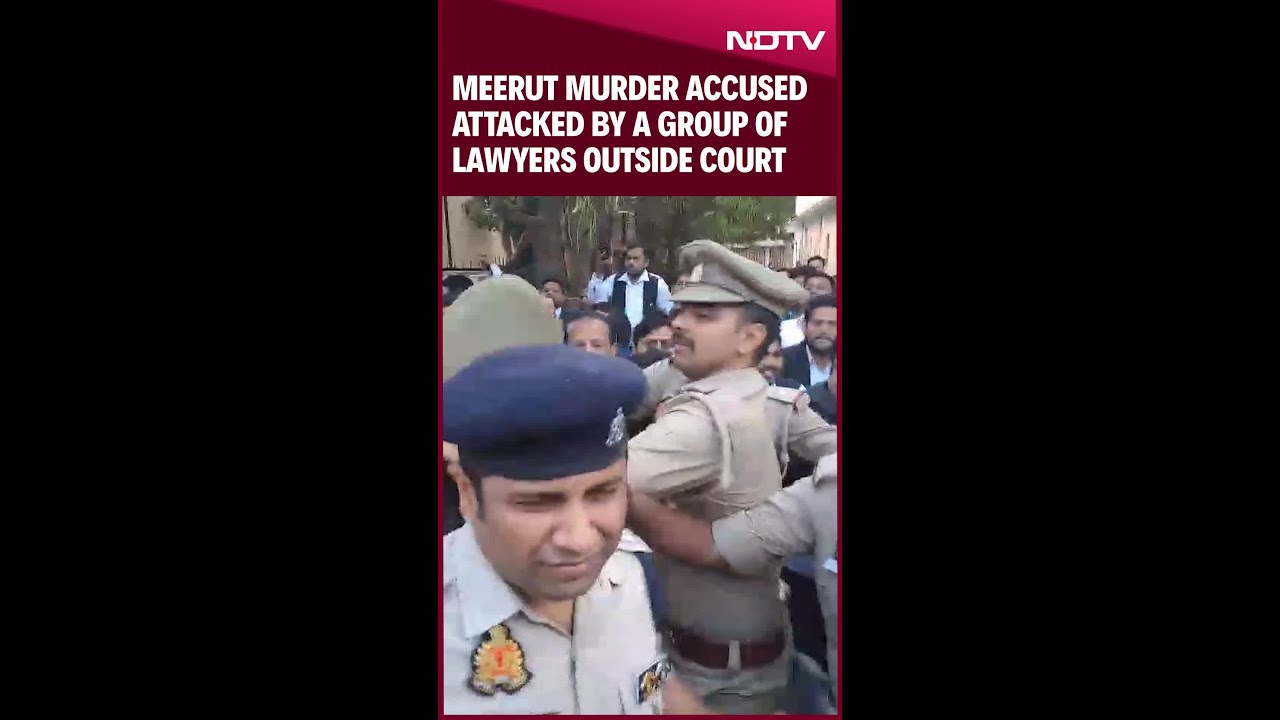 Meerut Murder News | Lawyers Attack Meerut Murder Accused Outside Magistrate Court