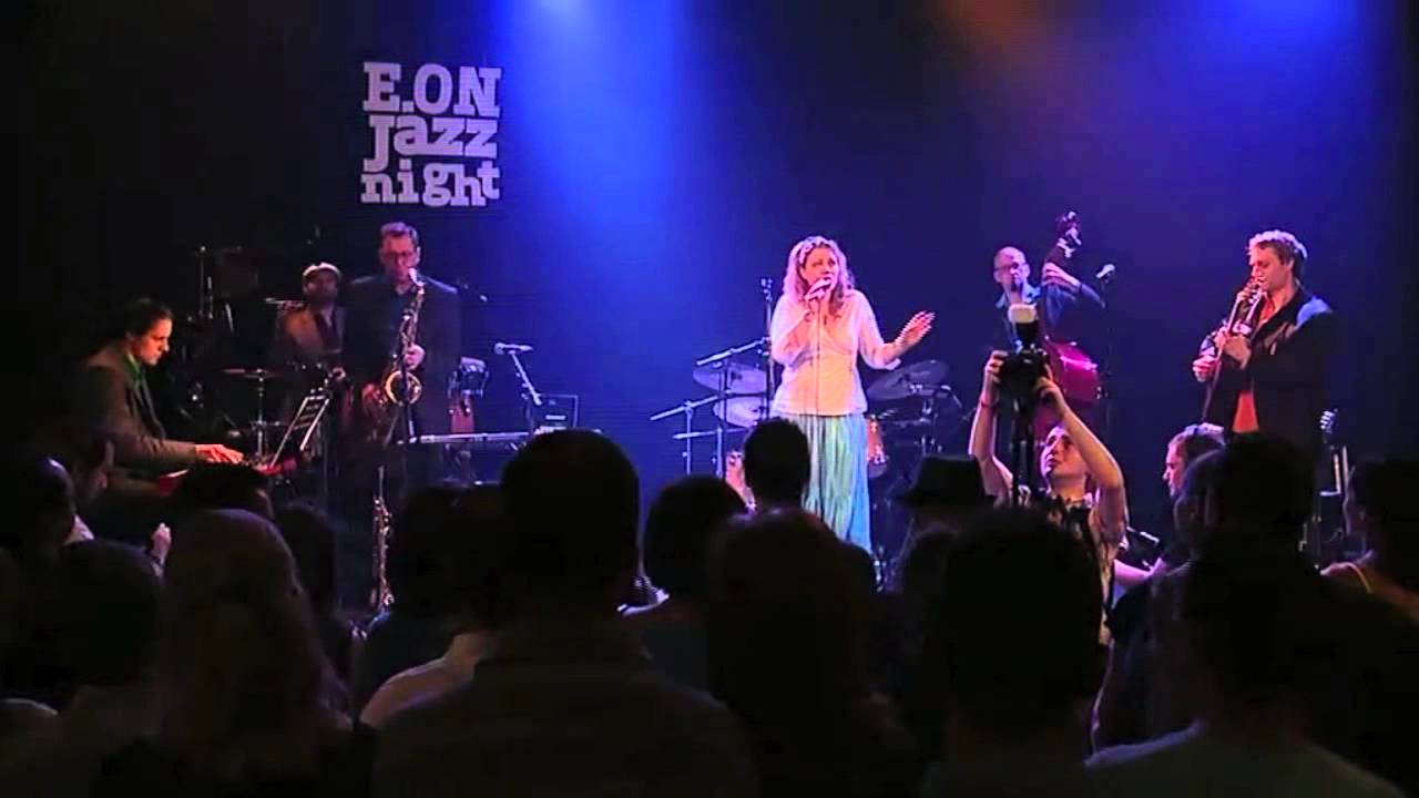 JoJo Effect Bado Bajo