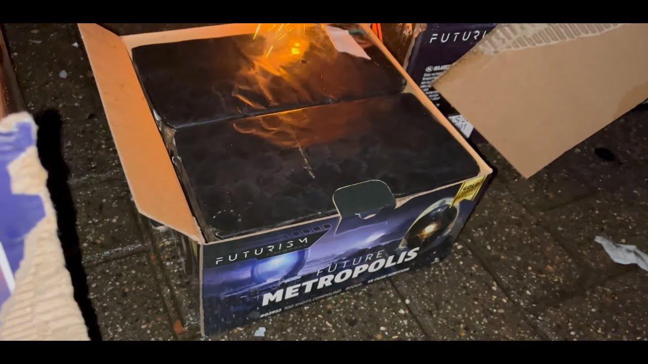 Future Metropolis 100`s (800Gr.NEM)|Lesli