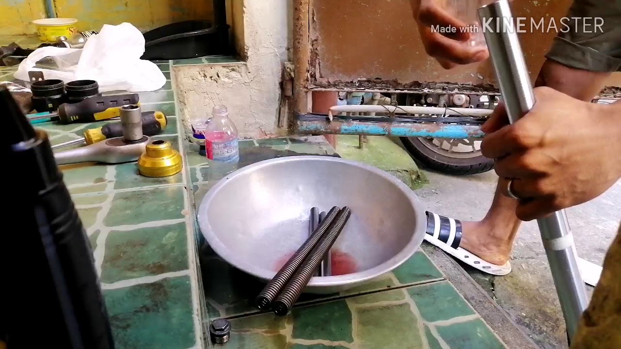 Front Fork Change oil using Top 1