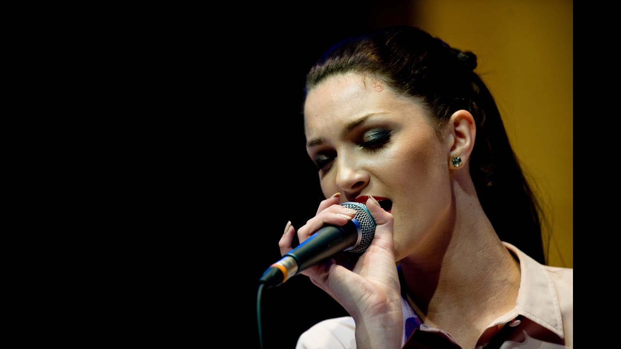 Dan neskončnih sanj - Eva Štirn in Simfonični orkester Gimnazije Kranj