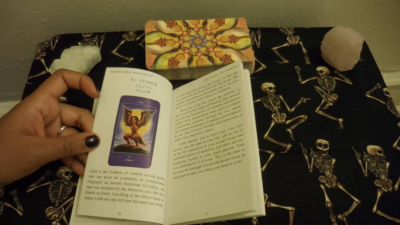 Mythical Goddess Tarot deck review
