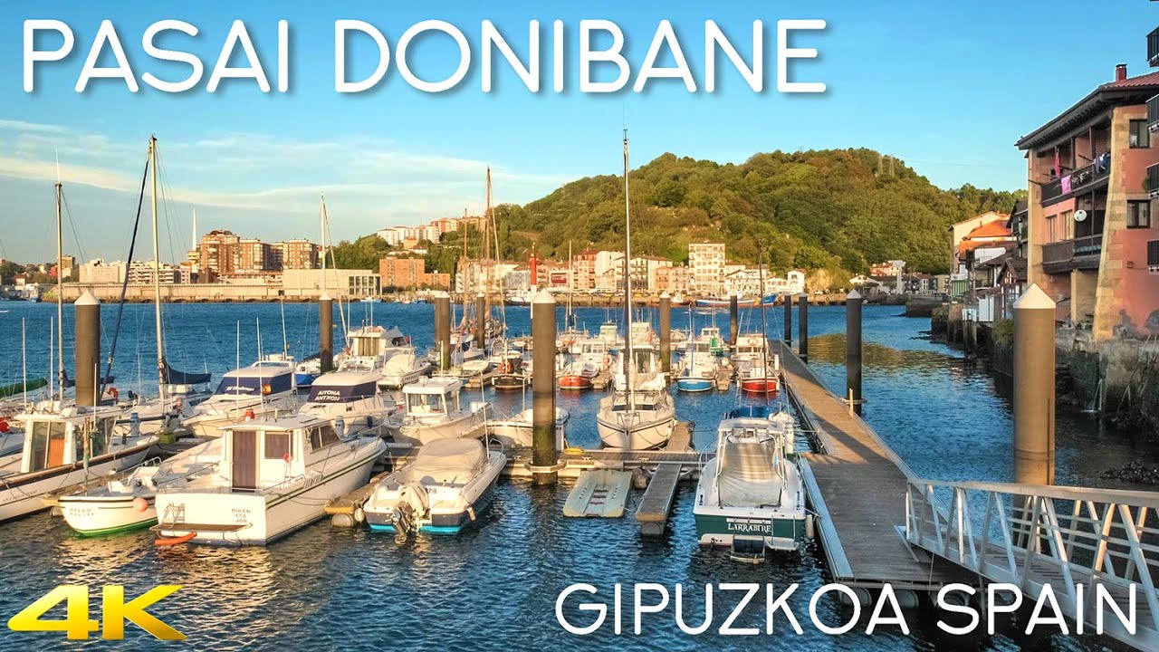 Tiny Tour | Pasai Donibane Spain | A unique single-street old town at the Pasaia Bay 2019 Autumn