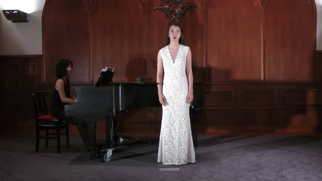 Pearl Sings Beethoven's Ich liebe dich 2016.08.16