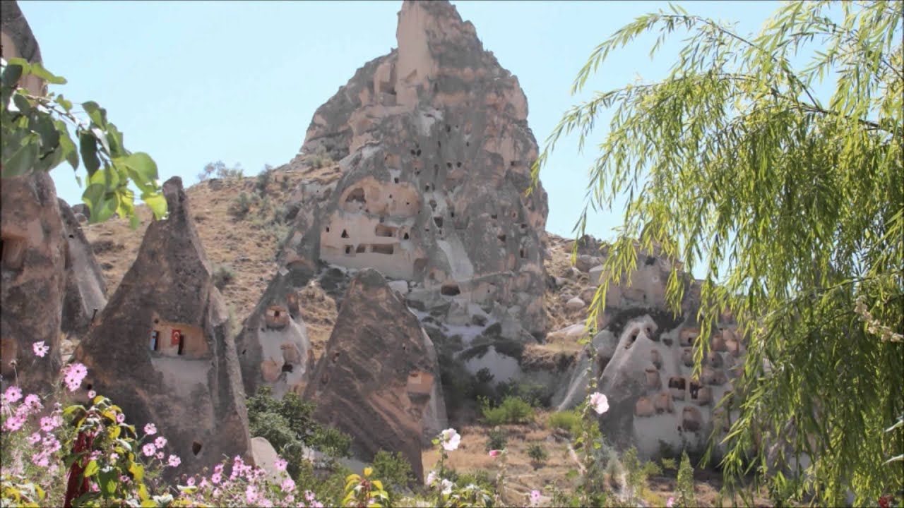 ~Turkey ~ Song: Gülümcan