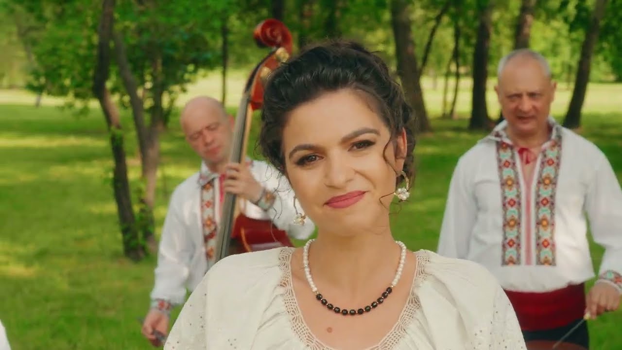 Maria Beatrice Băndoiu - Colaj cu #formatiabasarabia