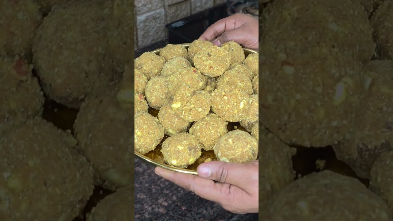 सर्दियों में ताक़त बढ़ाने वाले गोंद के लड्डू | Gond Laddu Recipe | Winter Special Healthy Laddu