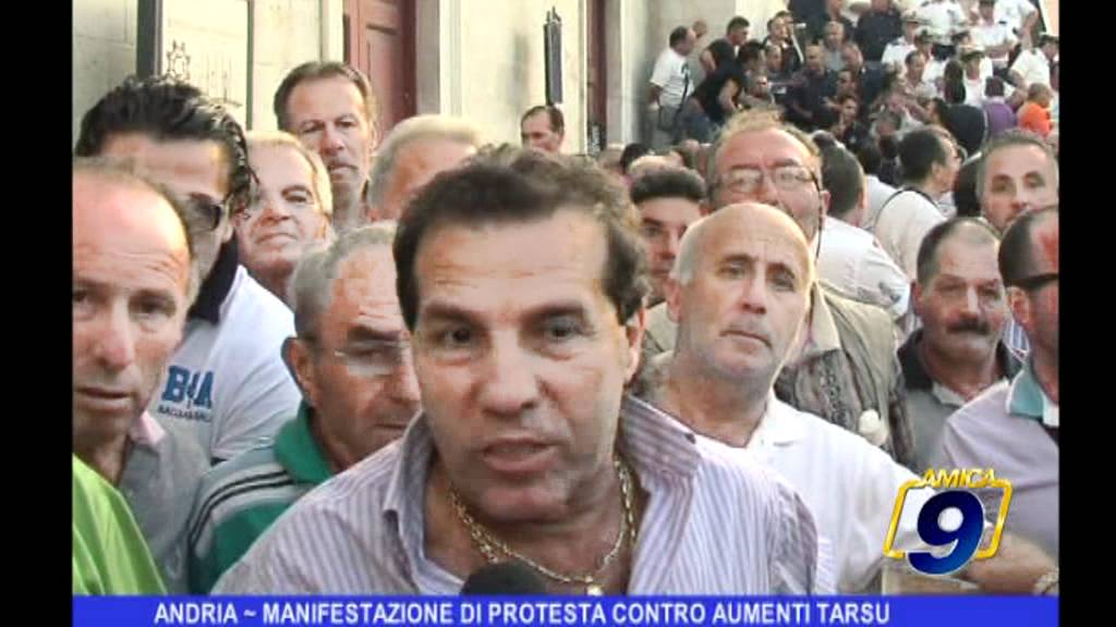 Andria | Manifestazione di protesta contro aumenti TARSU