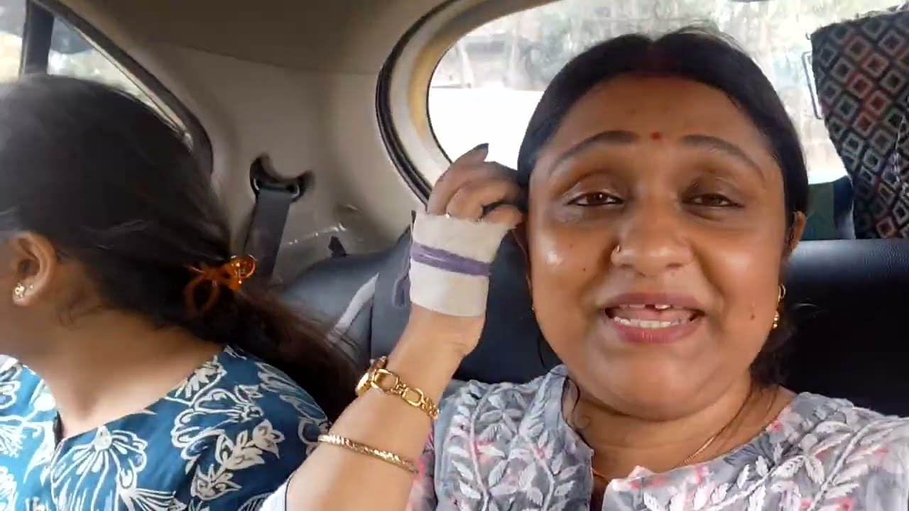আজকের সকাল টা কাটল বিয়ে বাড়িতে🥰, তারপর  বাড়ি ফেরার জন্য রওনা দিলাম😄