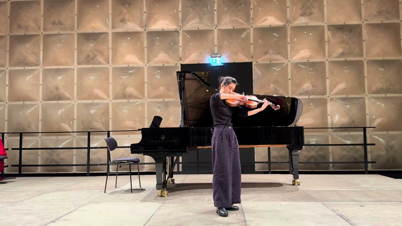 Bach BWV1011:prelúde Enrui Xia