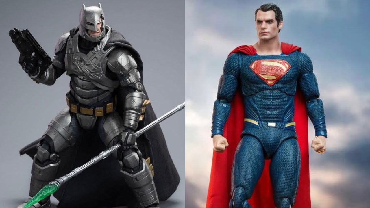 New Batman Battle damaged vs Superman Bvs 2 pack revealed by Fondjoy