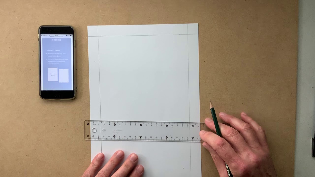 Realizar numa folha A4, uma esquadria de 2 cm