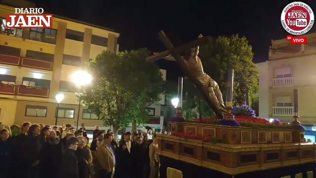 Vídeoresumen: Procesión del Cristo de las Lluvias. Mengíbar (17.04.2025)