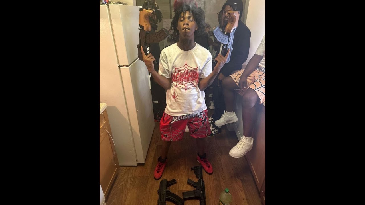 (FREE) Lil Double 0 Sample Type Beat - 