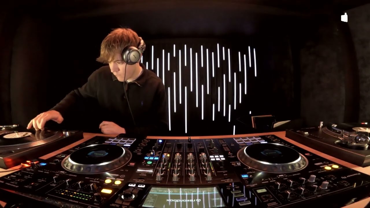 Mondo – 2026-02-01 – Mesh Radio