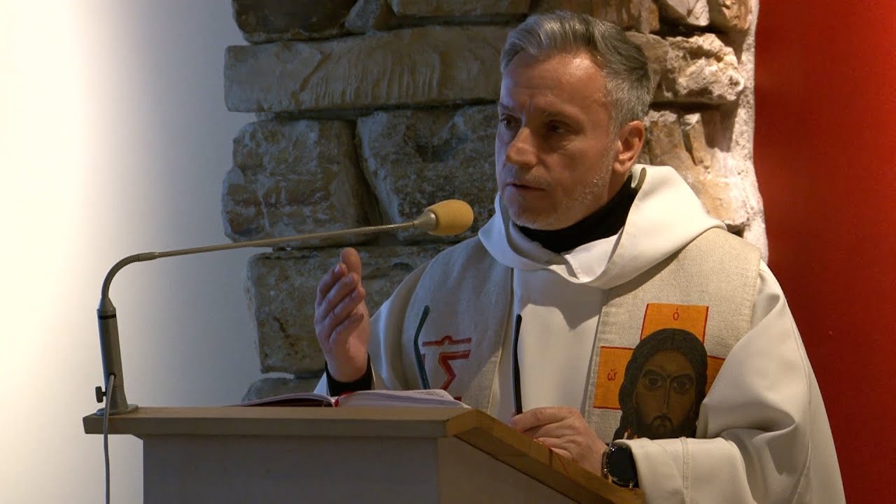 WYPŁYNĄĆ NA FALI - Maciej Biskup OP