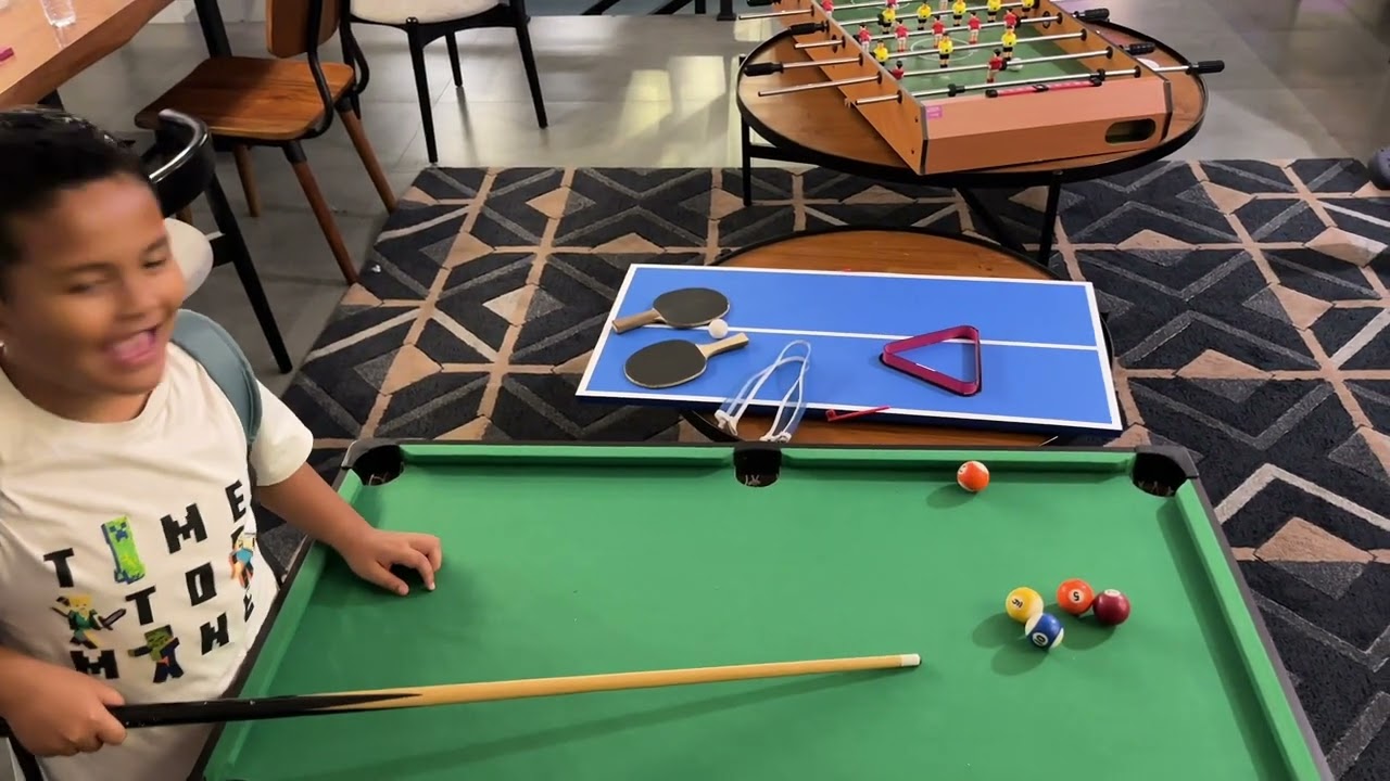 Akmal Daffa staycation lagi - Moxy Hotel Solo