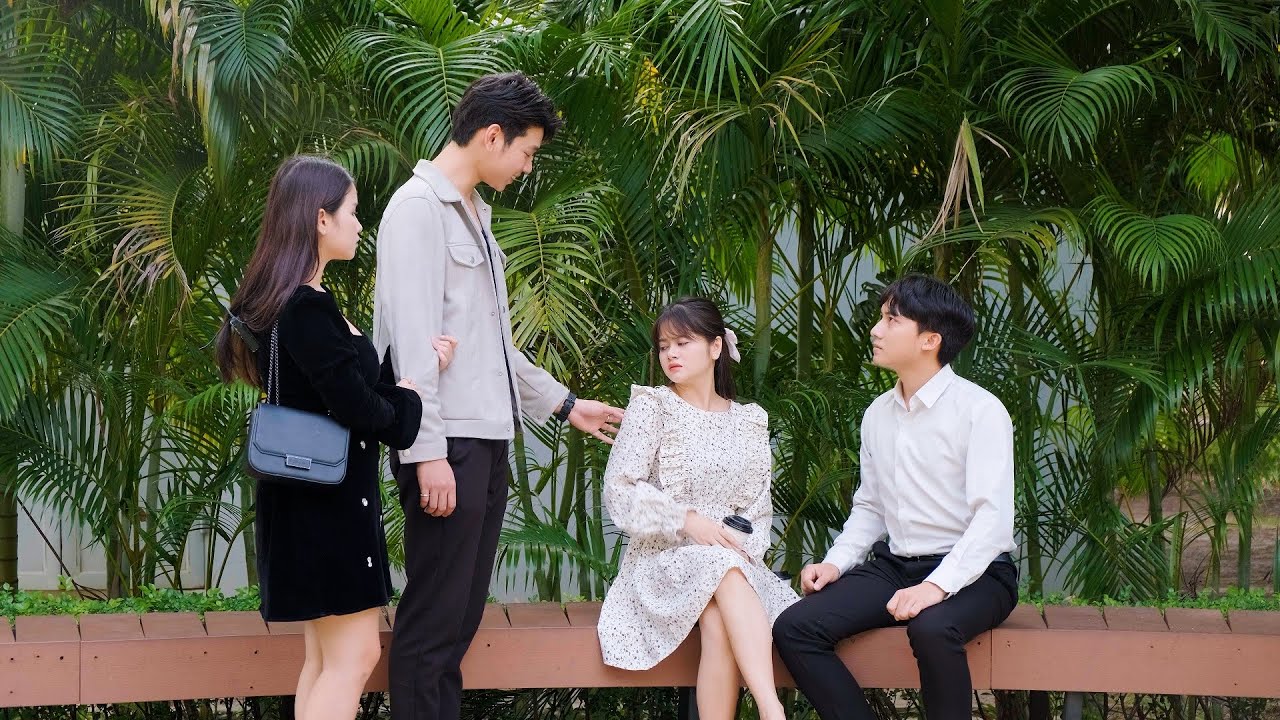 Chủ Tịch Và Vợ Tổ Chức Đám Cưới Chỉ Làm 3 Mâm Bị Người Yêu Cũ Khinh Thường Sỉ Nhục Và Cái Kết-T1219