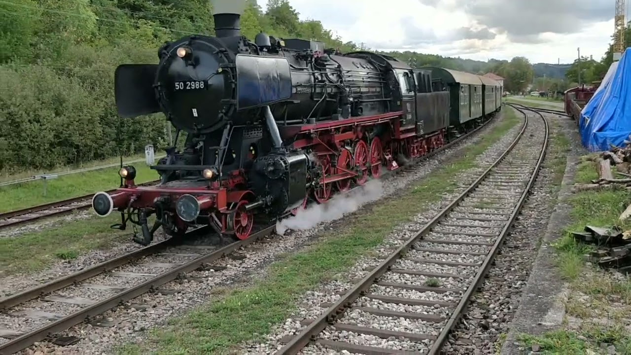 Ausfahrt BR 50 Bahnhof F&uuml;tzen
